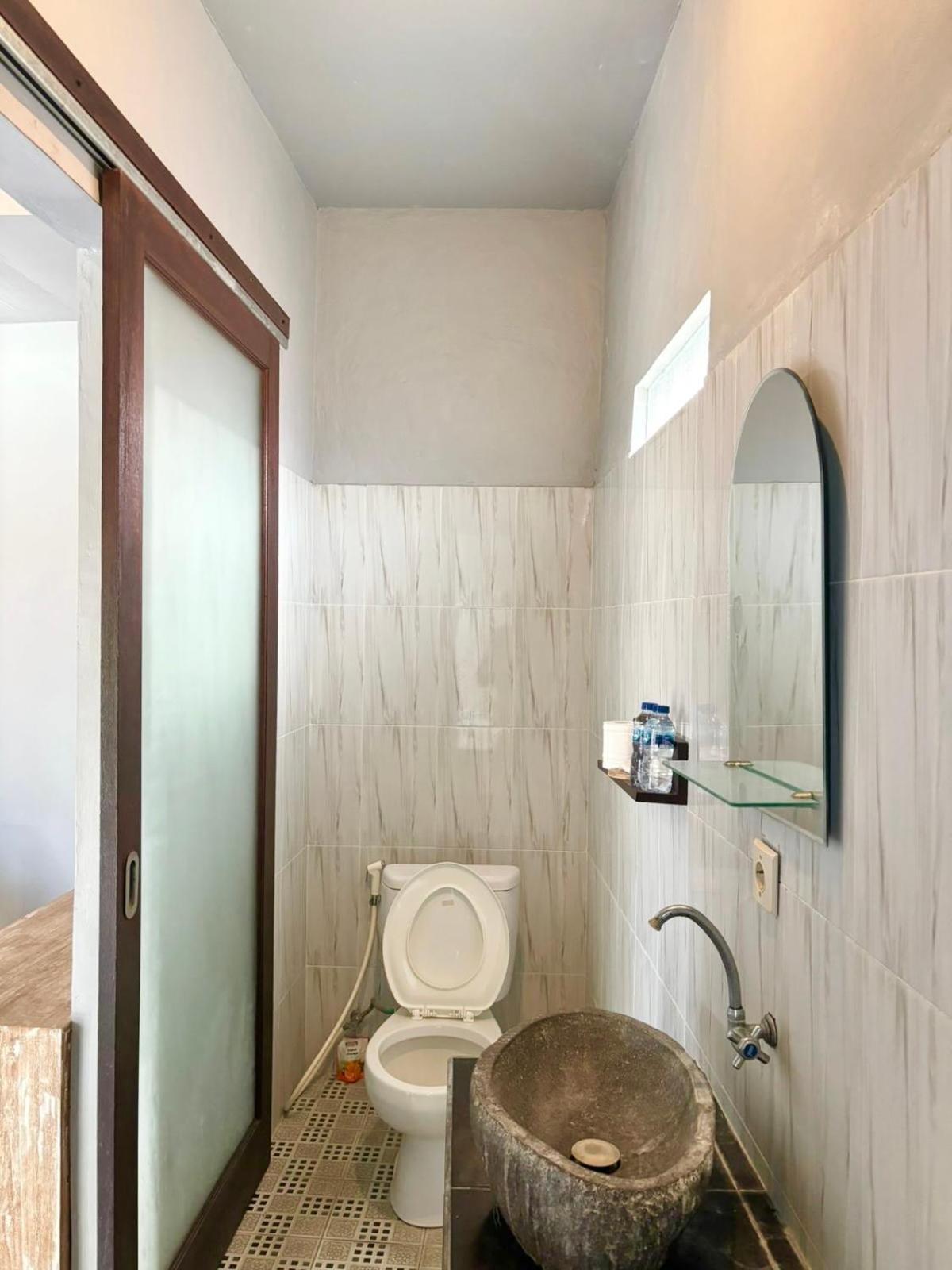 The Lima Home Stay In Canggu Εξωτερικό φωτογραφία
